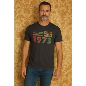 Three In Black "Vintage 1973" Graphic Print Short Sleeve Shirt Mens Size L